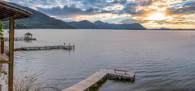 Vista panorâmica da Lagoa da Conceição em Florianópolis Brasil