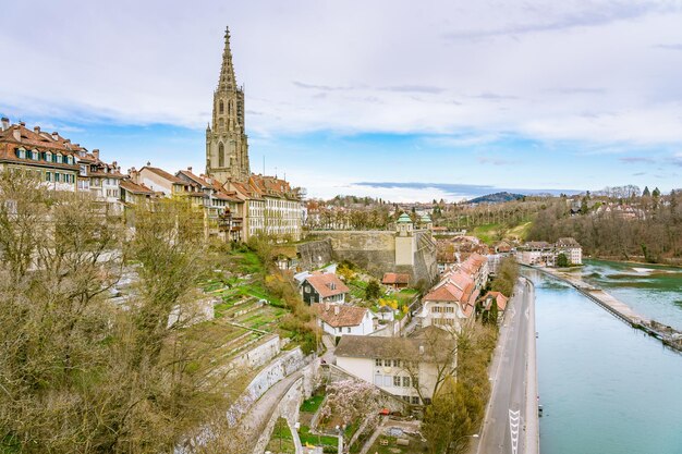 Vista panorâmica da magnífica cidade velha de Berna, capital da Suíça