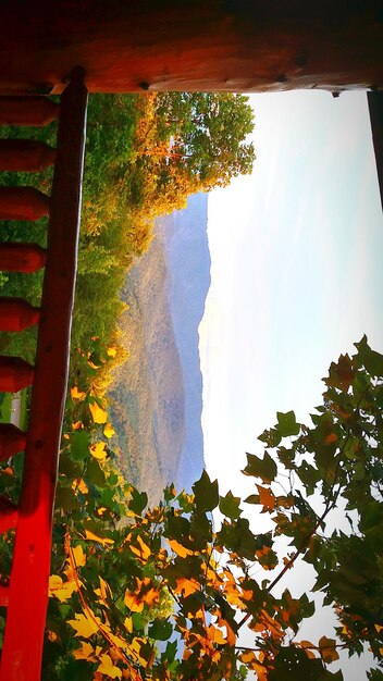 Vista panorâmica da montanha contra o céu