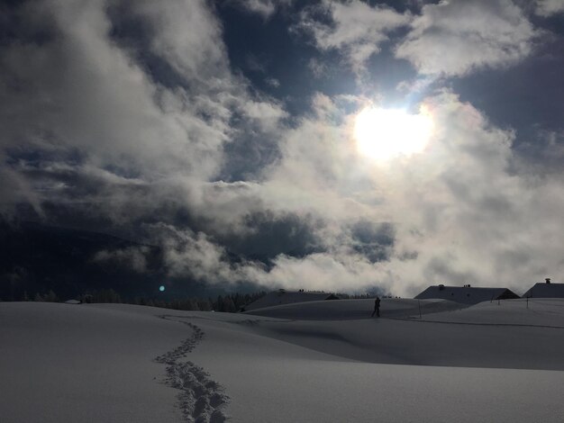 Foto vista panorâmica da paisagem contra o céu durante o inverno