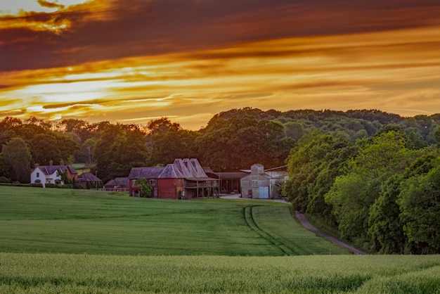 Foto vista panorâmica da paisagem contra o céu durante o pôr-do-sol