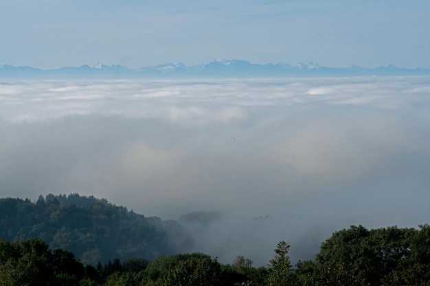 Foto vista panorâmica da paisagem contra o céu nublado