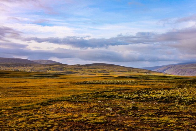 Vista panorâmica da paisagem contra o céu