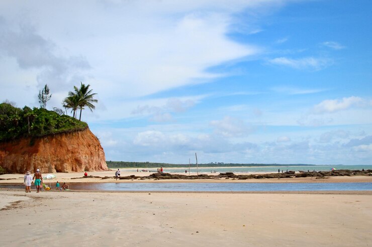 Foto vista panorâmica da praia contra o céu