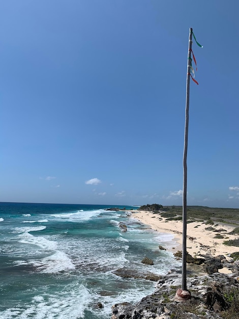 Foto vista panorâmica da praia contra o céu