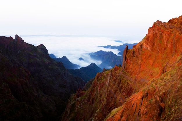 Foto vista panorâmica das montanhas contra o céu