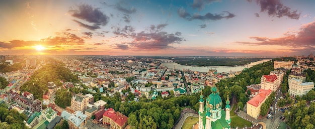 Vista panorâmica de Kyiv
