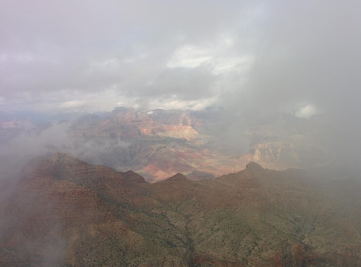 Foto vista panorâmica de montanhas contra o céu
