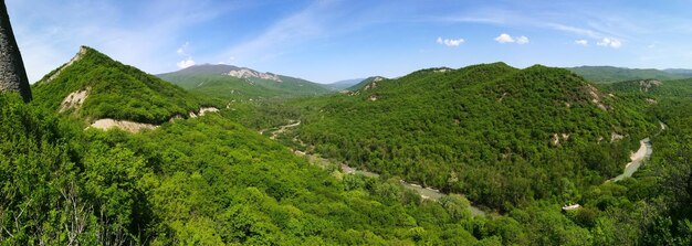 Vista panorâmica de montanhas contra o céu