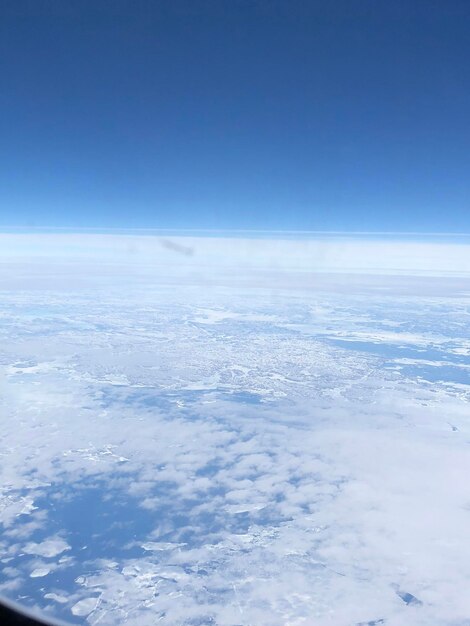 Foto vista panorâmica de nuvens contra o céu azul