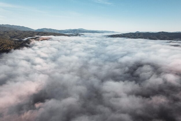 Foto vista panorâmica de nuvens contra o céu