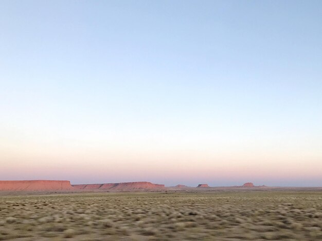 Foto vista panorámica del desierto contra un cielo despejado