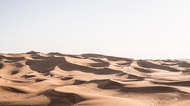 Vista panorámica del desierto contra un cielo despejado