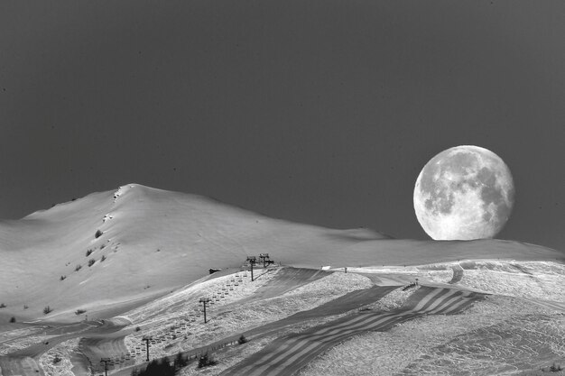 Foto vista panorámica del desierto contra el cielo nocturno