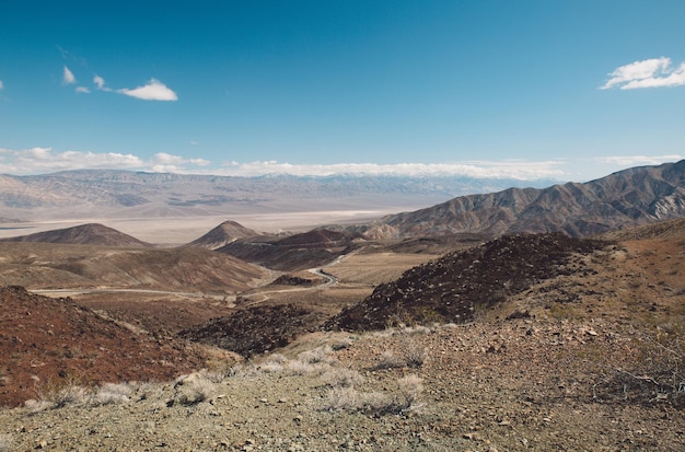 Vista panorámica del desierto contra el cielo