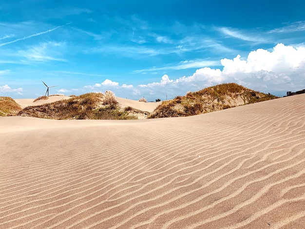 Vista panorámica del desierto contra el cielo