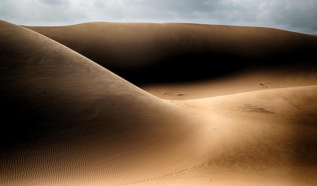 Foto vista panorámica del desierto contra el cielo