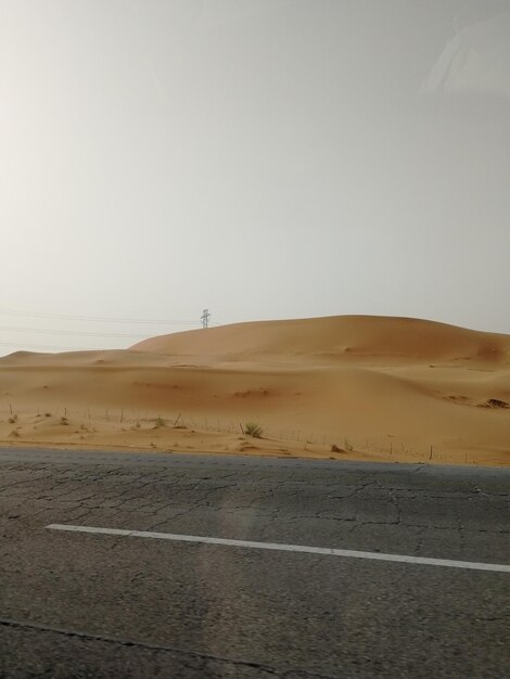 Foto vista panorámica del desierto contra el cielo