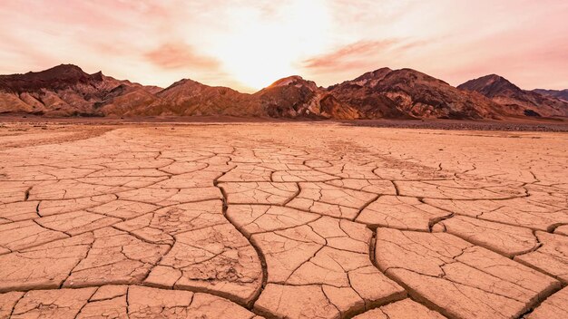 Vista panorâmica do deserto contra o céu