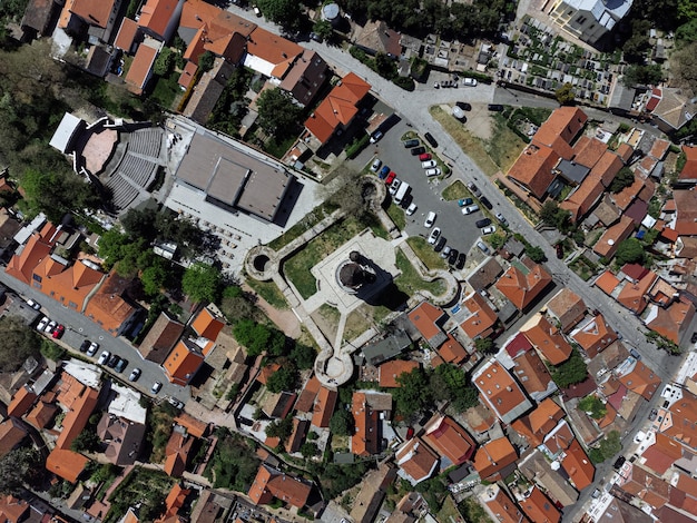 Vista panorâmica do drone da torre de Gardos Igreja de São Nicolau Zemun Belgrado Sérvia