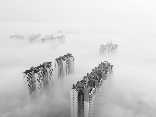 Vista panorâmica do mar contra o céu