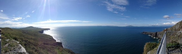 Foto vista panorâmica do mar contra o céu