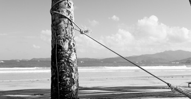 Vista panorâmica do mar contra o céu