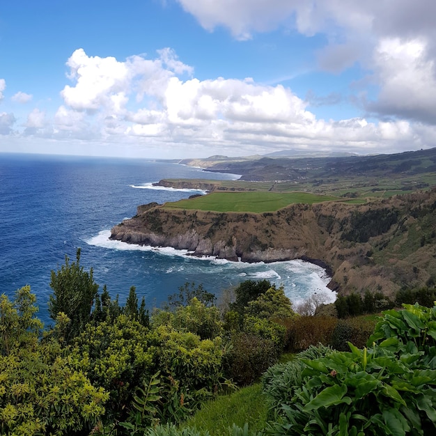 Foto vista panorâmica do mar contra o céu