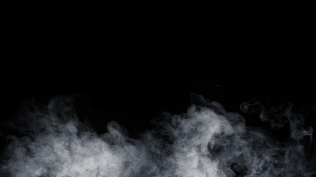 Vista panorâmica do nevoeiro abstrato Névoa de neblina branca ou smog se move em fundo preto Linda maquete de fumaça cinza giratória para o seu logotipo