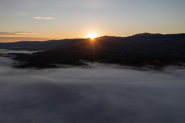 Vista panorâmica do pico da folhagem de outono em Stowe Vermont