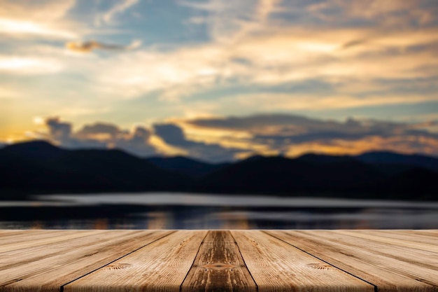 Foto vista panorámica del lago contra el cielo durante la puesta de sol