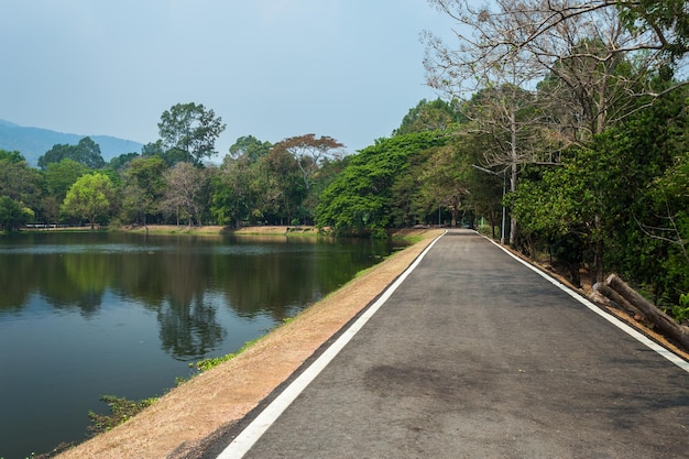 Foto vista panorámica del lago contra el cielo