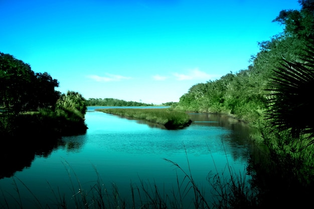 Foto vista panorámica del lago contra el cielo