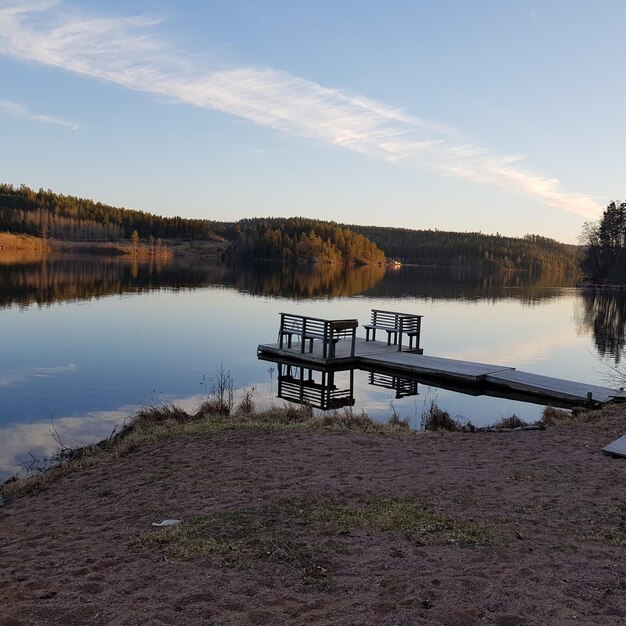 Foto vista panorámica del lago contra el cielo