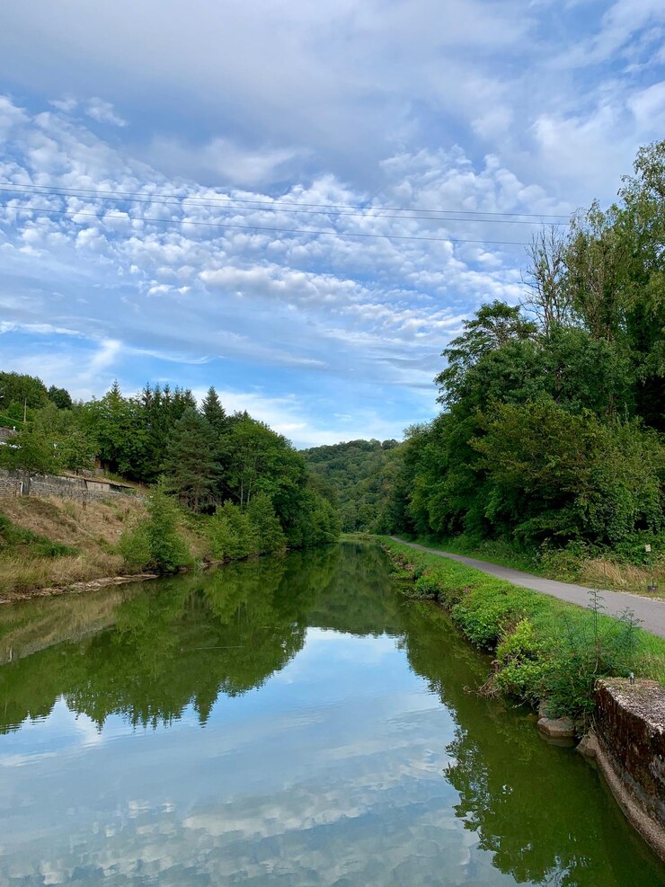 Foto vista panorámica del lago contra el cielo