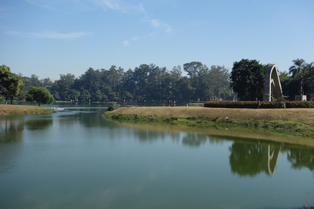 Vista panorámica del lago del parque ibirapuera de Sao Paulo Brasil