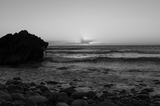 Foto vista panorámica del mar contra el cielo despejado