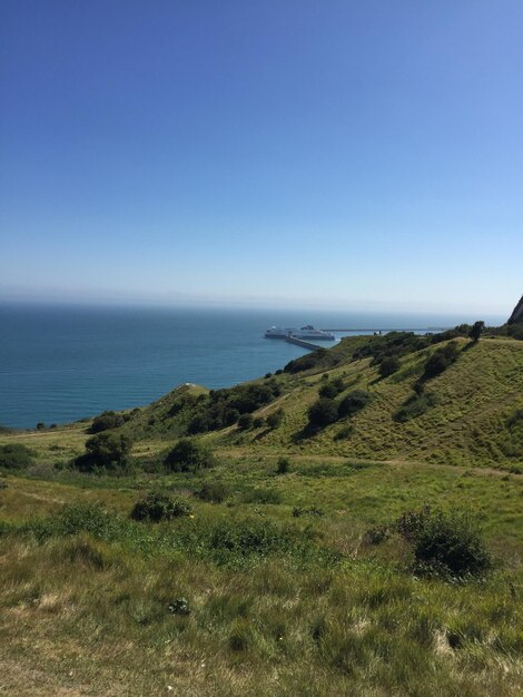 Foto vista panorámica del mar contra el cielo despejado