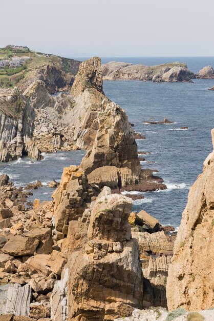 Vista panorámica del mar contra el cielo despejado