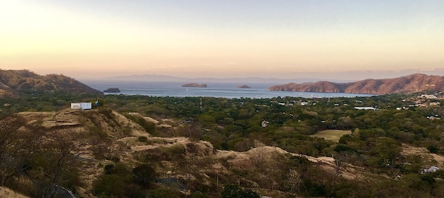 Foto vista panorámica del mar contra el cielo durante la puesta de sol