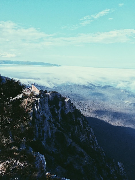 Vista panorámica del mar contra el cielo