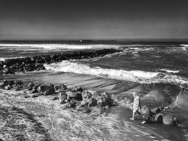 Vista panorámica del mar contra el cielo