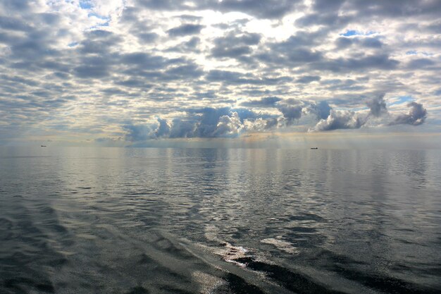 Foto vista panorámica del mar contra el cielo