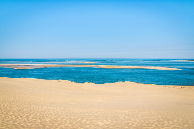 Foto vista panorámica del mar frente a un cielo despejado