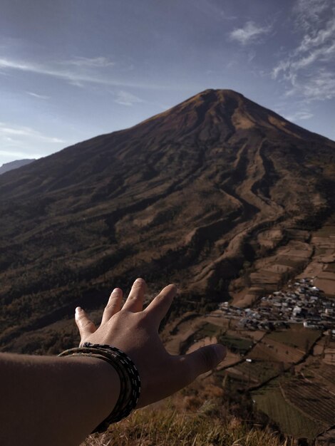 Foto vista panorámica de la montaña contra el cielo