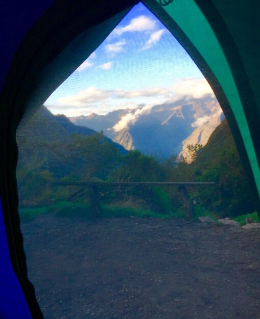 Foto vista panorámica de las montañas contra el cielo