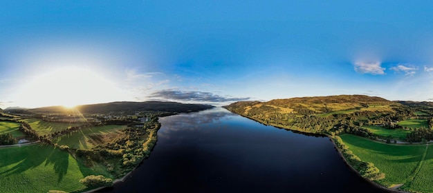 Foto vista panorámica de las montañas contra el cielo