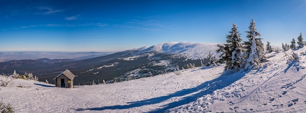 Vista panorámica de las montañas Karkonosze