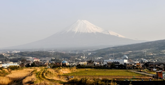 Vista panorámica del monte Fuji en Japón