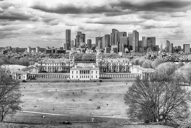 Vista panorámica desde el Observatorio Real de Greenwich, Londres, Gran Bretaña.